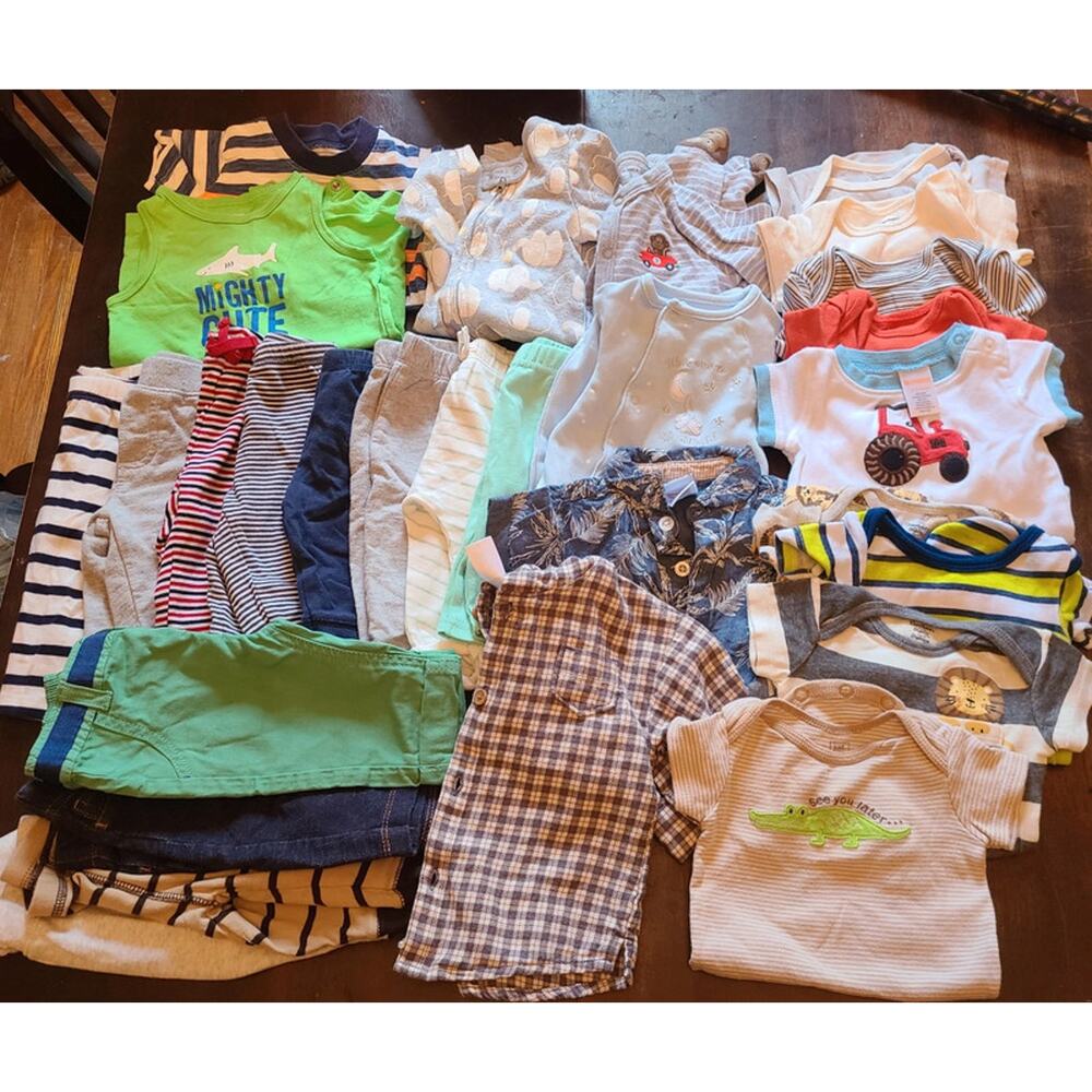 27 pc lot boy's 0-3m clothing spring/summer